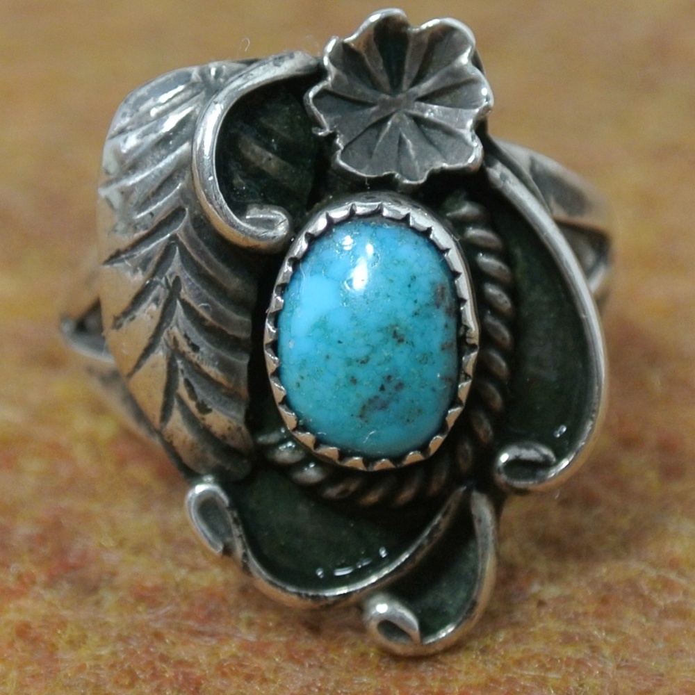 Vintage Sterling Turquoise Squash Blossom Ring 4.5